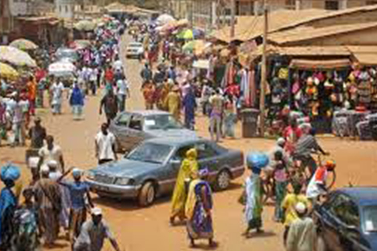 Serekunda market